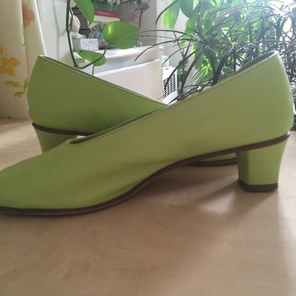 Martiniano Green Heels With Added Sole - sz 38 - Picture 1 of 6